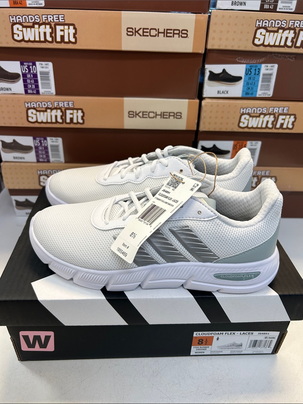 adidas White and Gray Women’s Size 8.5 Athletic Cloudfoam Sneakers 0242